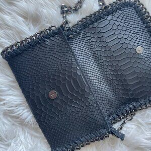 Women Snakeskin Embossed Leather Bag